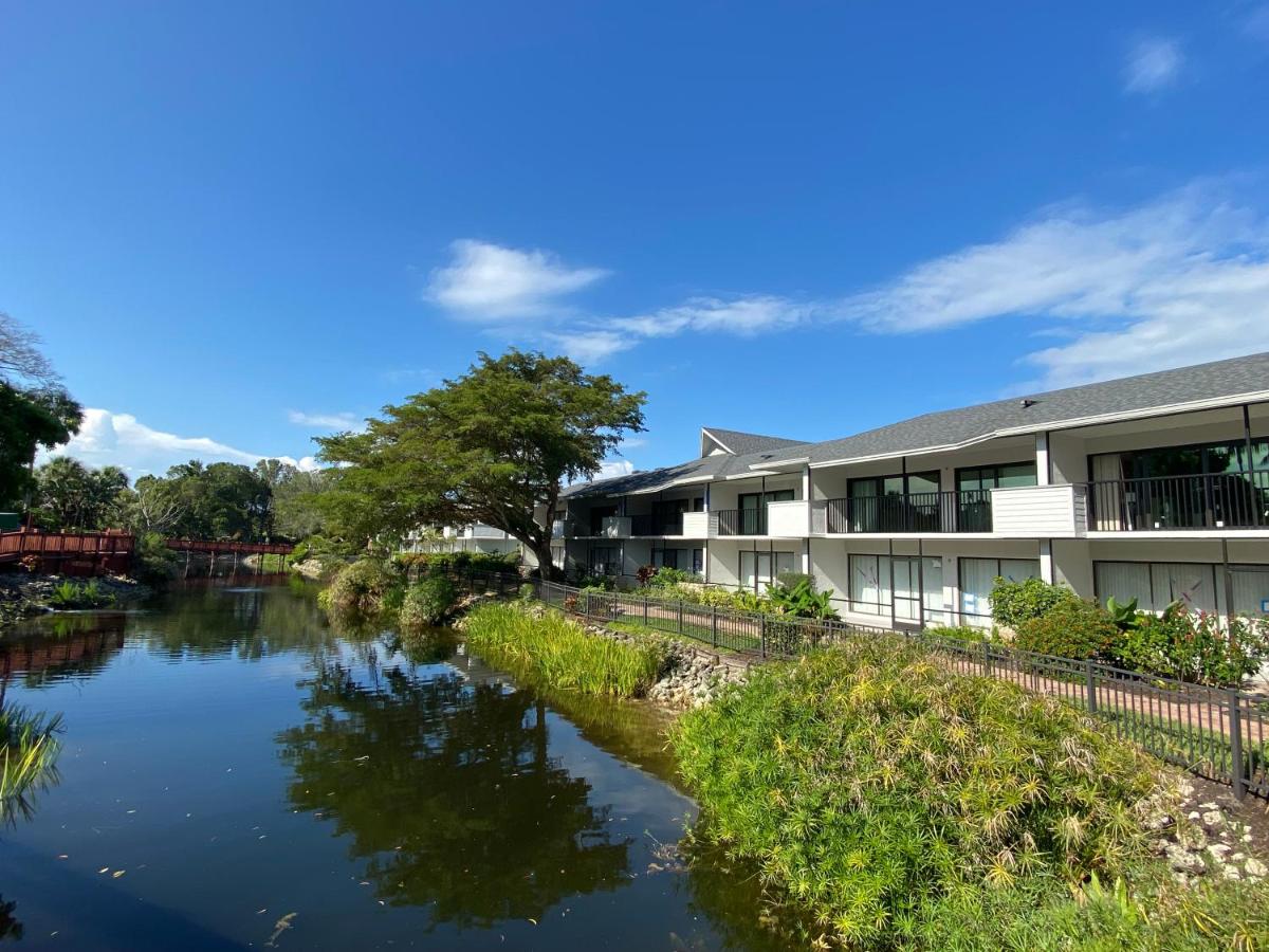 Park Shore Resort Beautiful Top Floor 2Bed 2Bath - Chambres d’hôtes