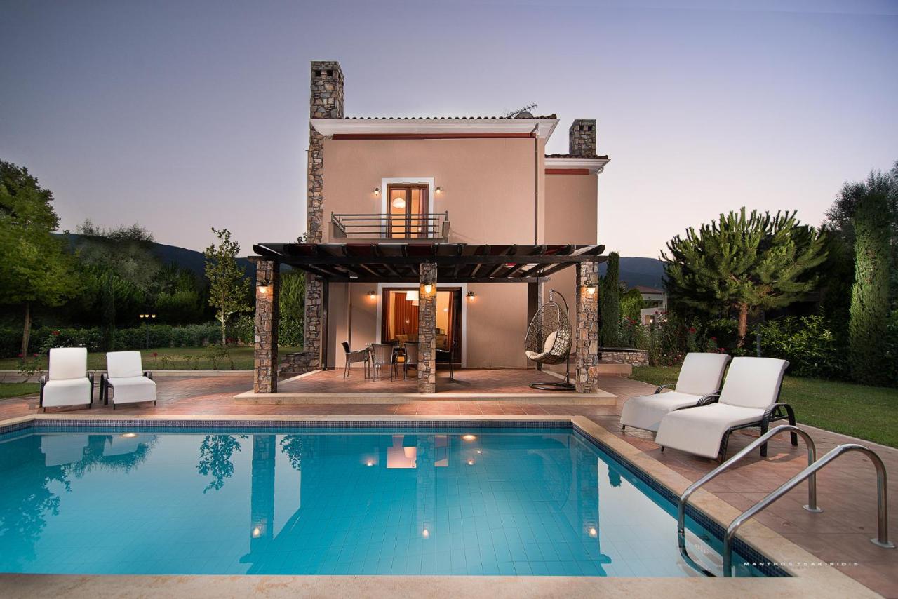 Villa con piscina privada