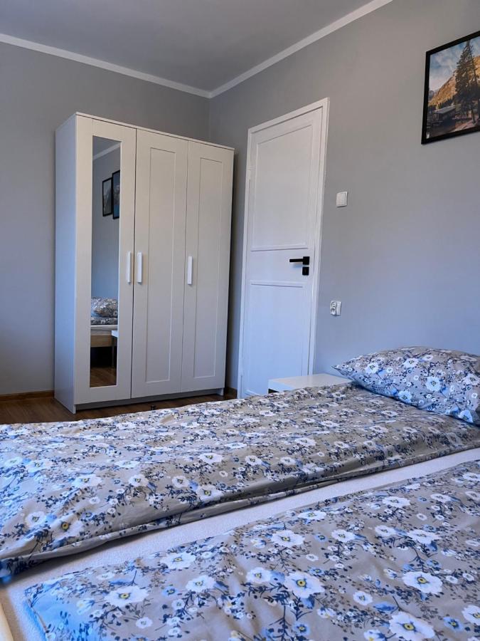 Economy Triple Room