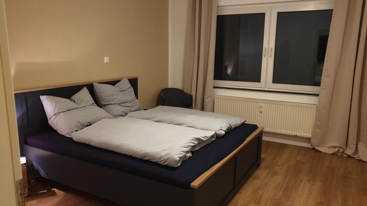 3-Zimmer mitten in Siegburg - Bed and Breakfast Siegburg