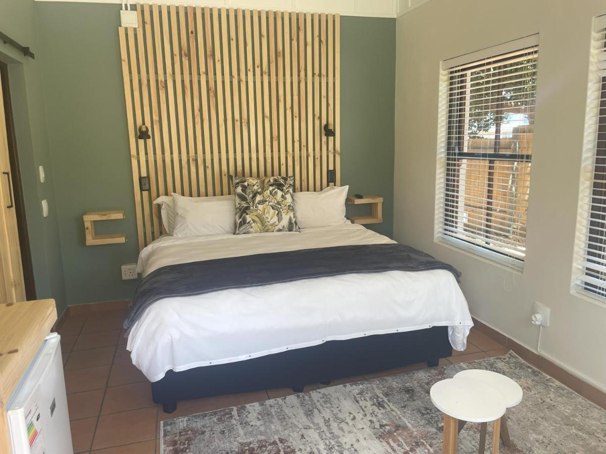 Garden View Room