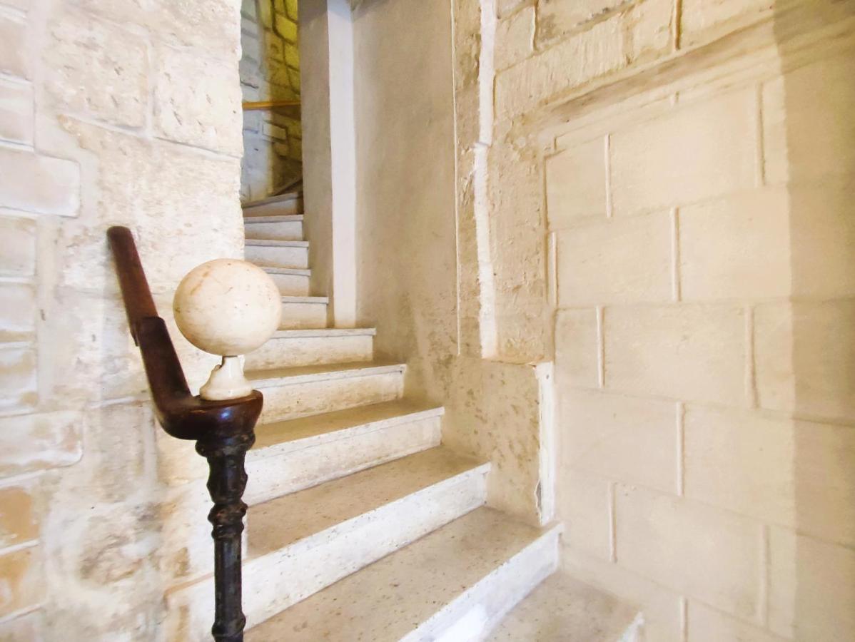 Appartement climatisé parking gratuit surveillé - B&B