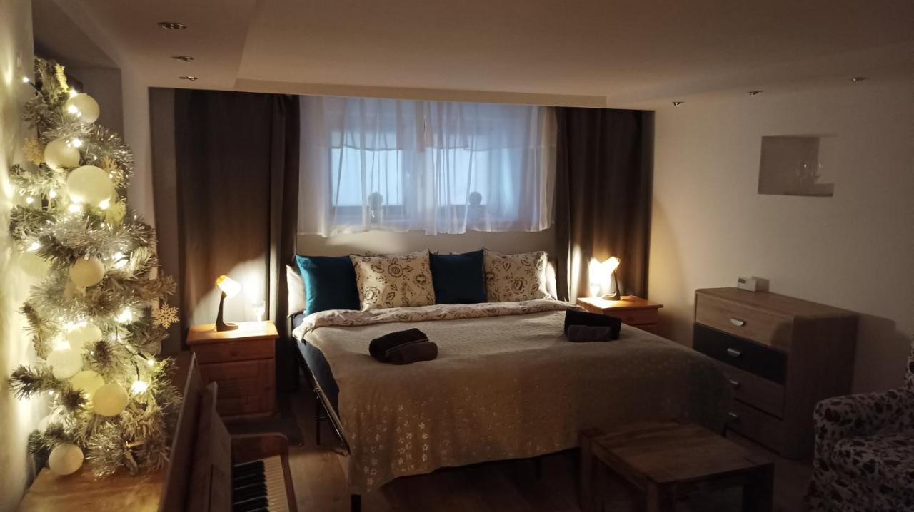 B&B Lublin - Hoffberg Apartment w przyziemiu (ground floor) - Bed and Breakfast Lublin