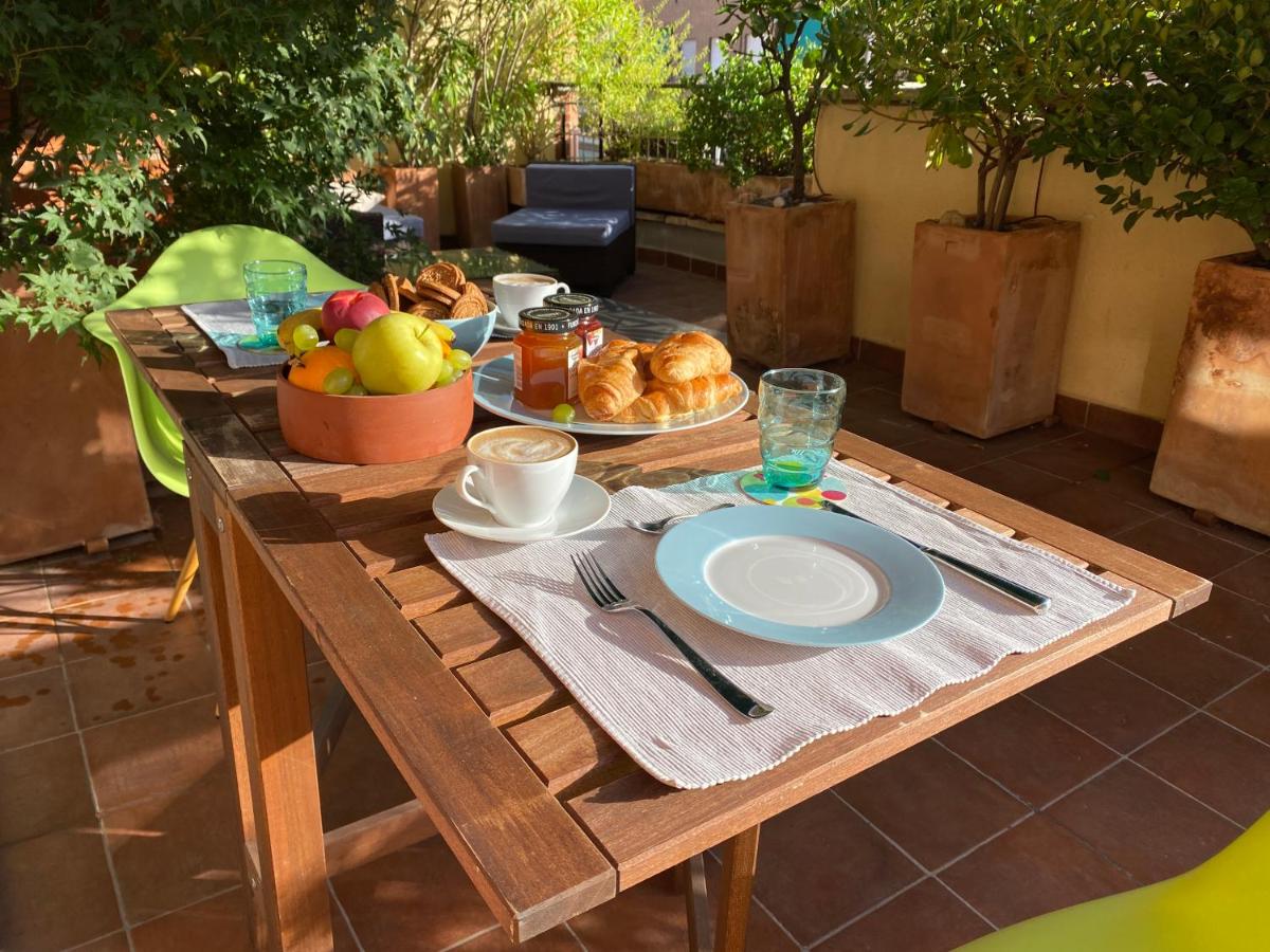Cómoda Habitación Doble cerca de los lugares emblemáticos de Madrid - B&B