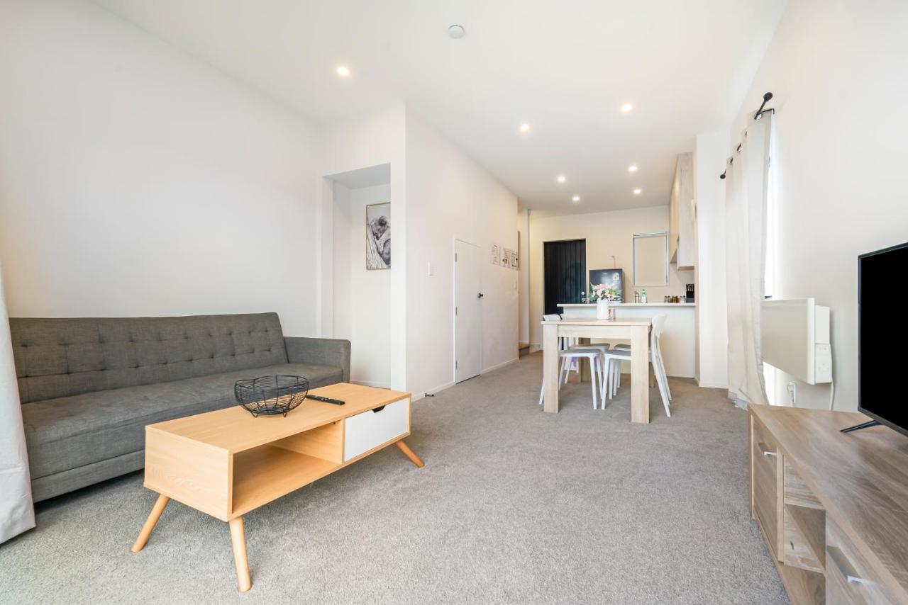 B&B Auckland - Cozy Brand New Townhouse 1 - Bed and Breakfast Auckland