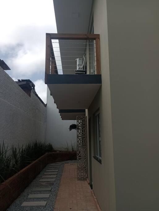 Linda Casa no Sossego da Praia - B&B Balneário Camboriú