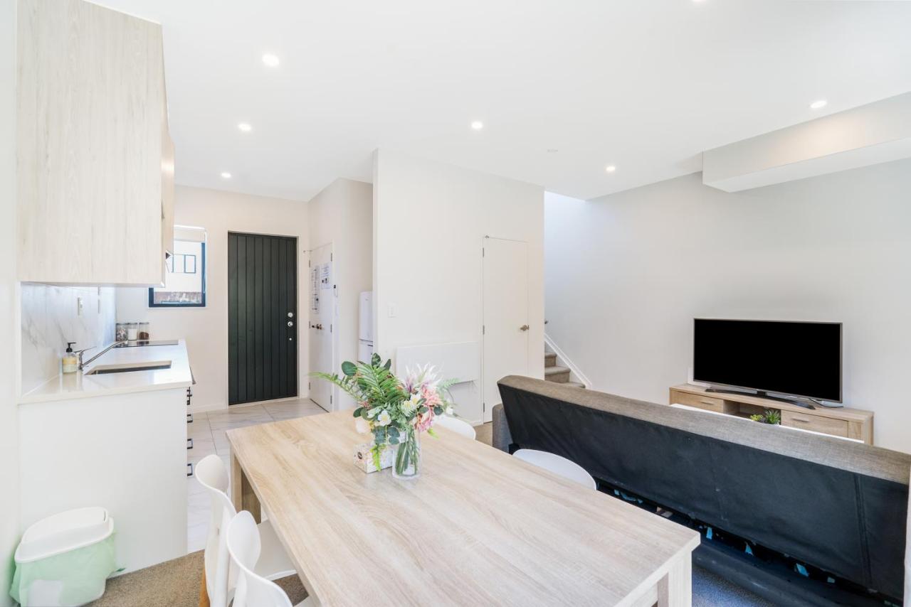 B&B Auckland - Cozy Brand New Townhouse 20 - Bed and Breakfast Auckland