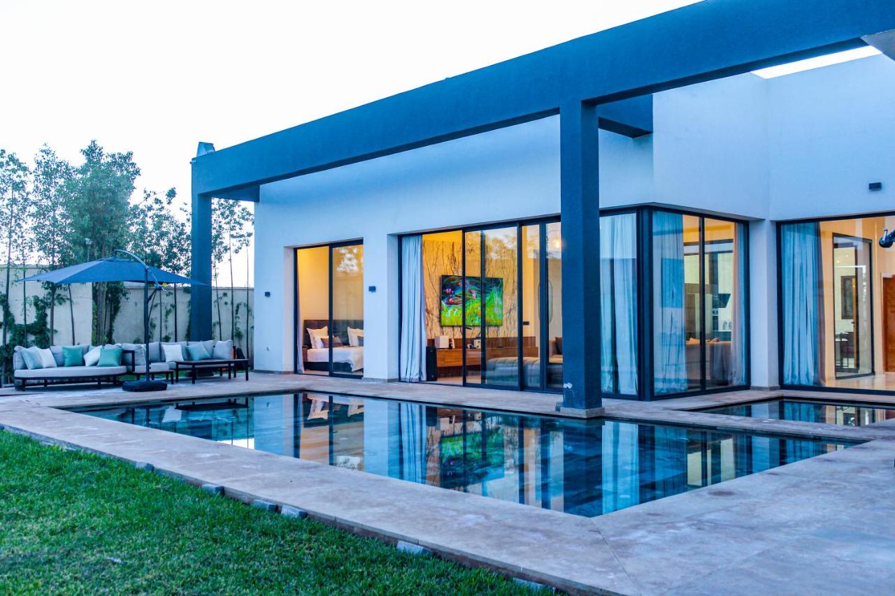 Where Luxury Meets Marrakech villa & private Pool - B&B
