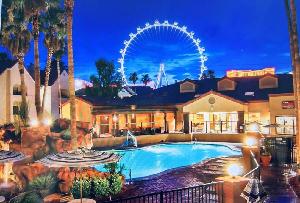 B&B Las Vegas - Amazing Deluxe 1-Bedroom - Next to Sphere in Las Vegas! - Bed and Breakfast Las Vegas