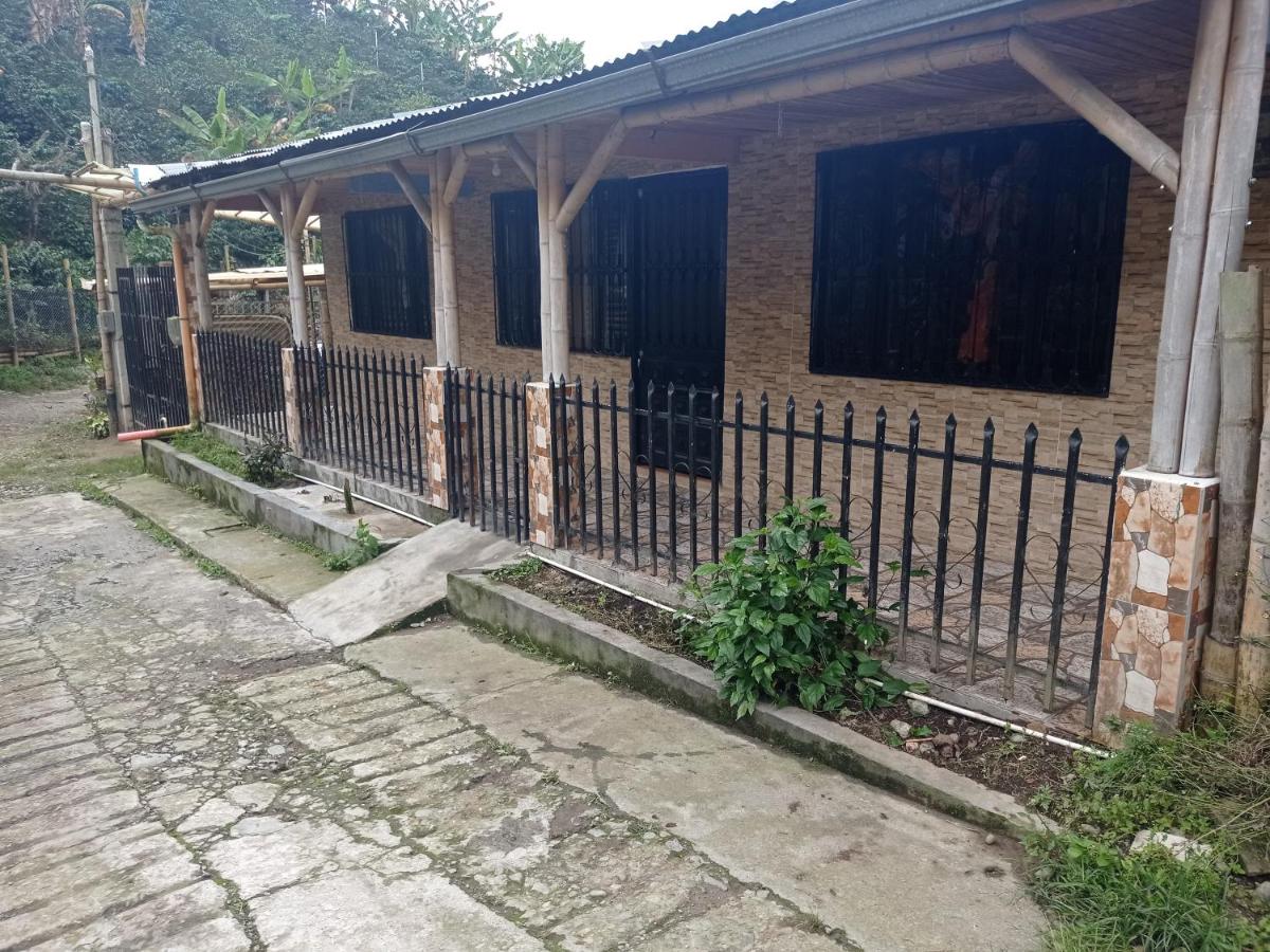 Casa Aroma, con agua caliente y muy acogedora - B&B