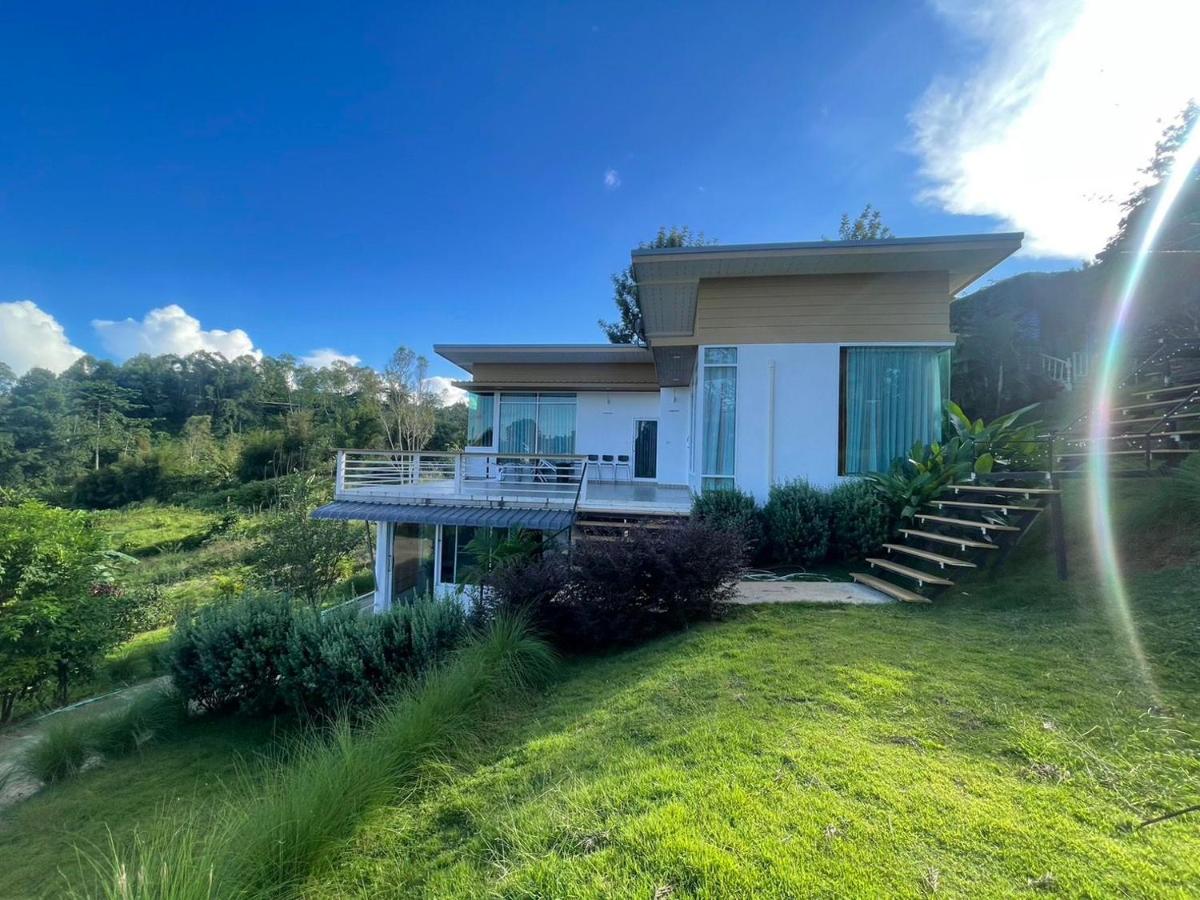 Tawan Villa เขาค้อ - Bed and Breakfast