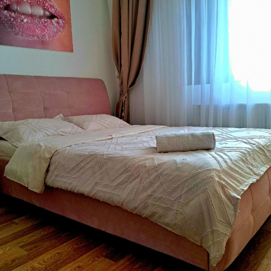 B&B Arad - Trendy Cityscape Retreat - Bed and Breakfast Arad