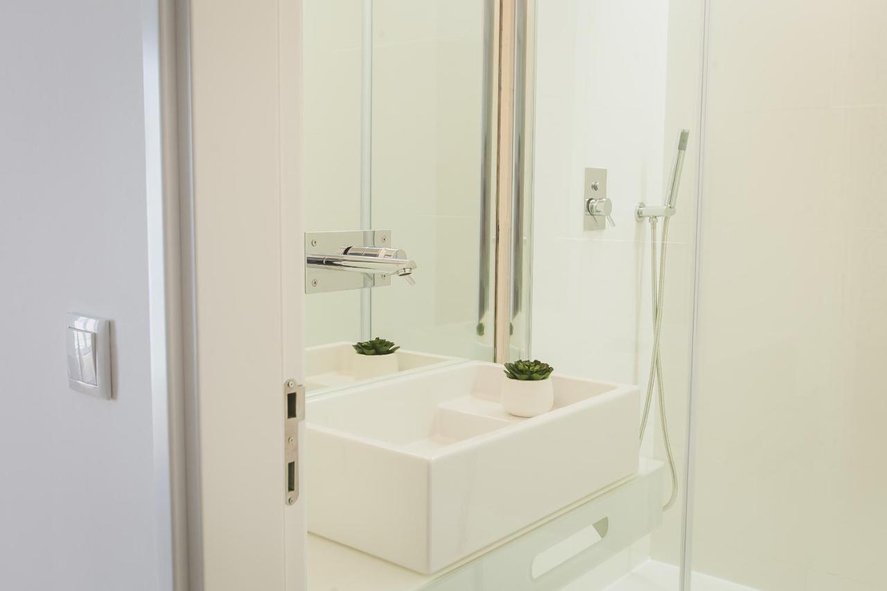 One-Bedroom Apartment (4 Adults)