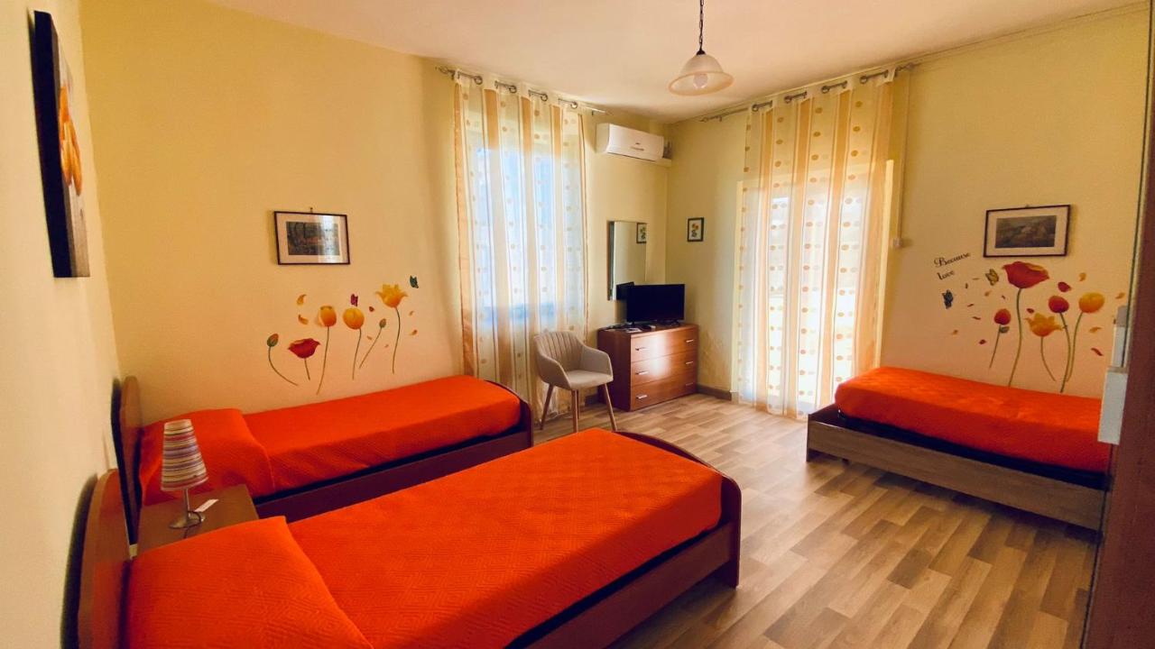 Habitación Triple con terraza