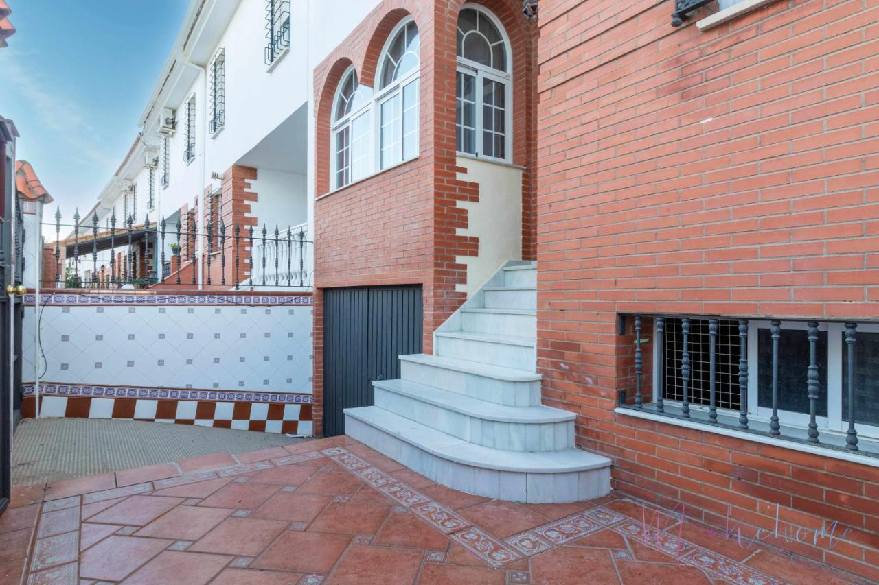 Casa grande , piscina y garaje - B&B Aljaraque