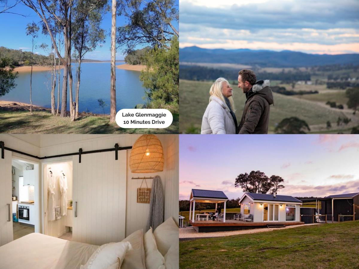 B&B Seaton - Gumnut Cottage Gippsland - NEW Tiny Romantic Escape w King Bed Mountain Views - Bed and Breakfast Seaton