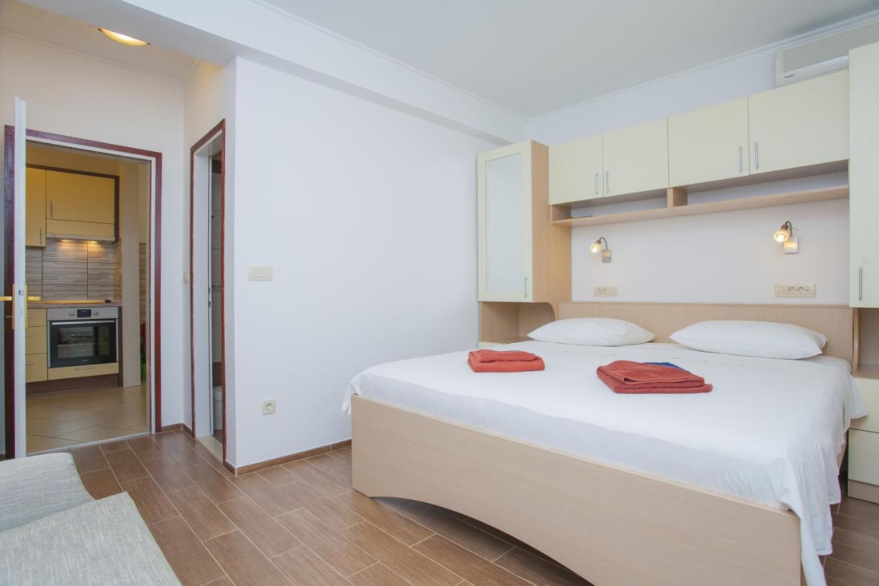 Appartamento con 1 Camera da Letto (3 Adulti)