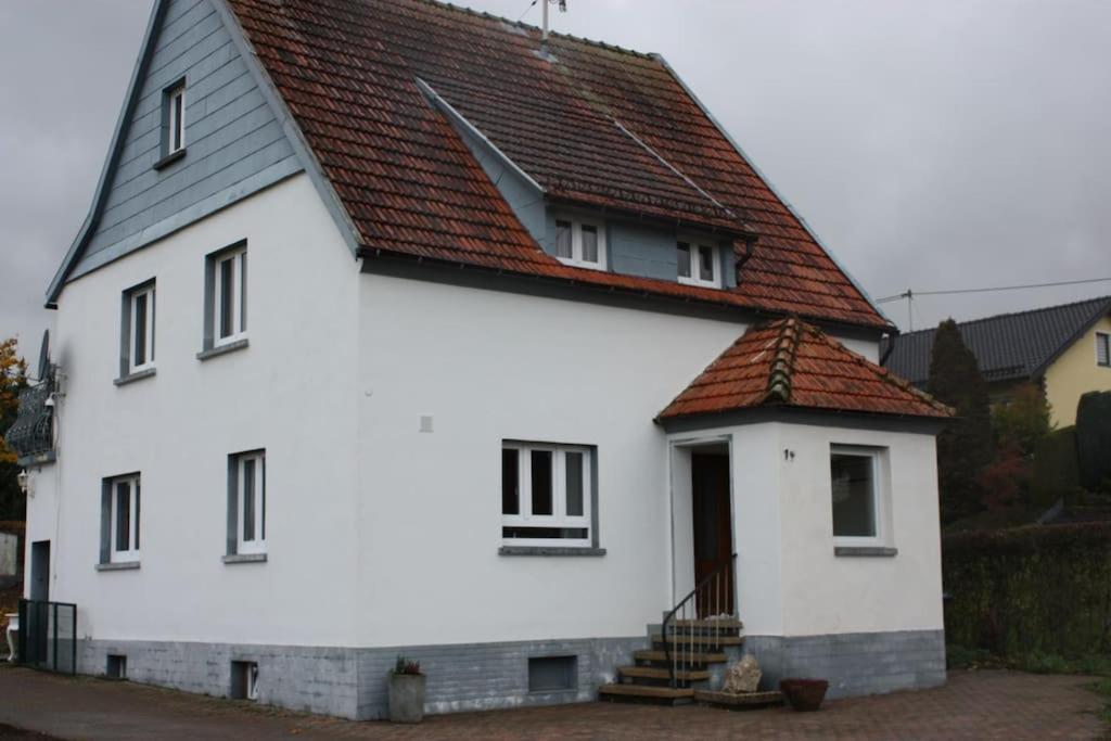 Eifelhäusje Schäfer - B&B Retterath