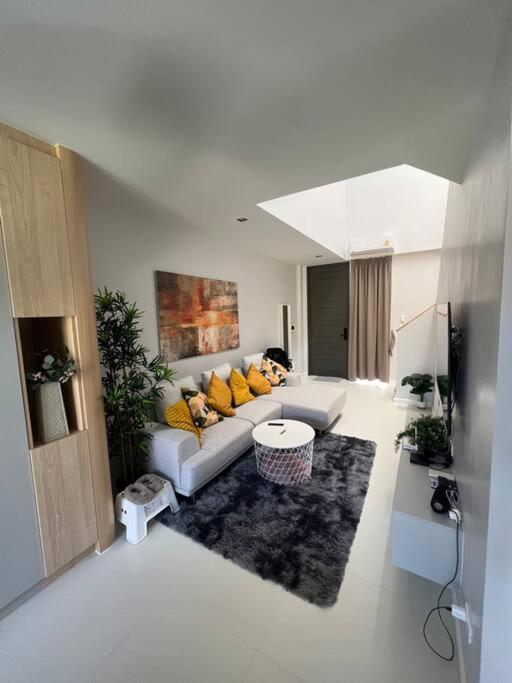 Таунхаус в центре Острова - Ferienwohnung