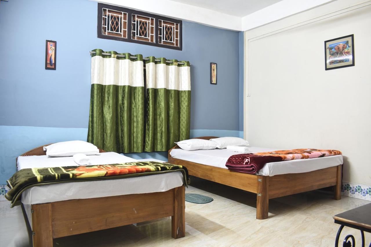 B&B Kaziranga - Kareng guest house - Bed and Breakfast Kaziranga