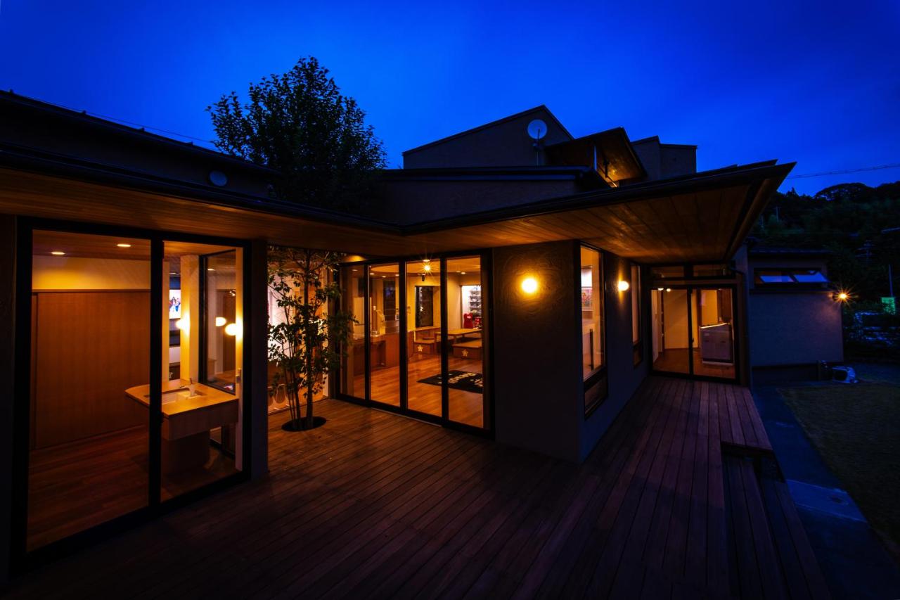 隠れ家アートヴィラ Villa Revolla - B&B Makinohara