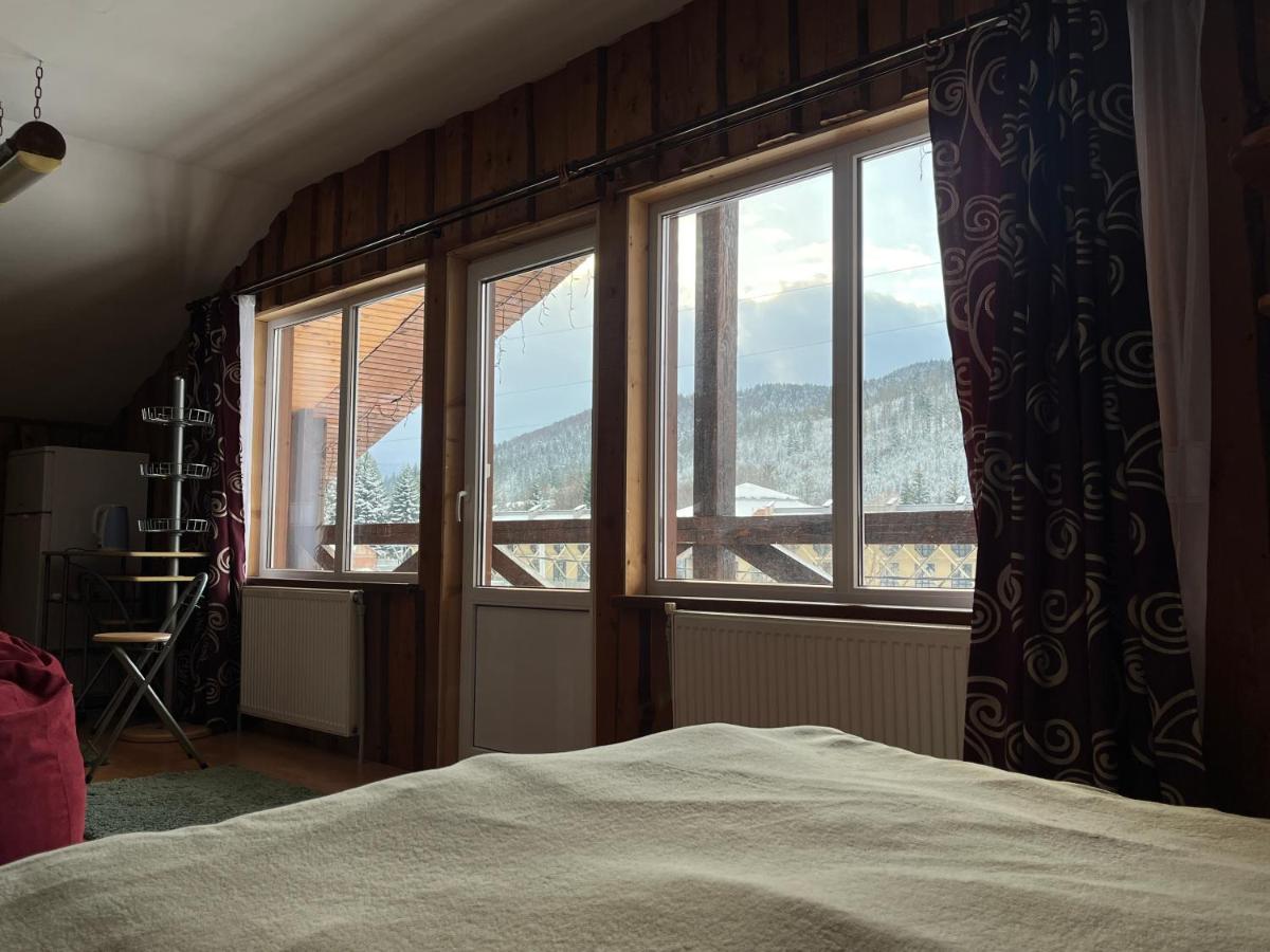 Camera Deluxe (2 Adulti + 1 Bambino)