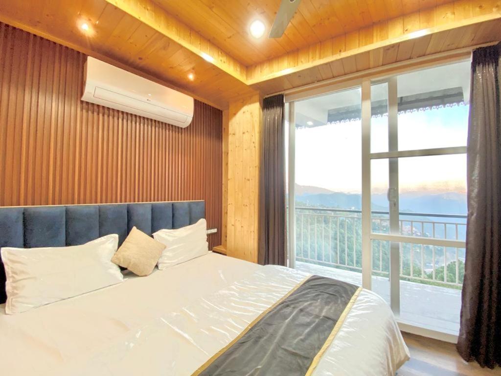 The Walnut Homestay I Kasauli I Perfect Stay - Chambres d'hôtes Kasauli