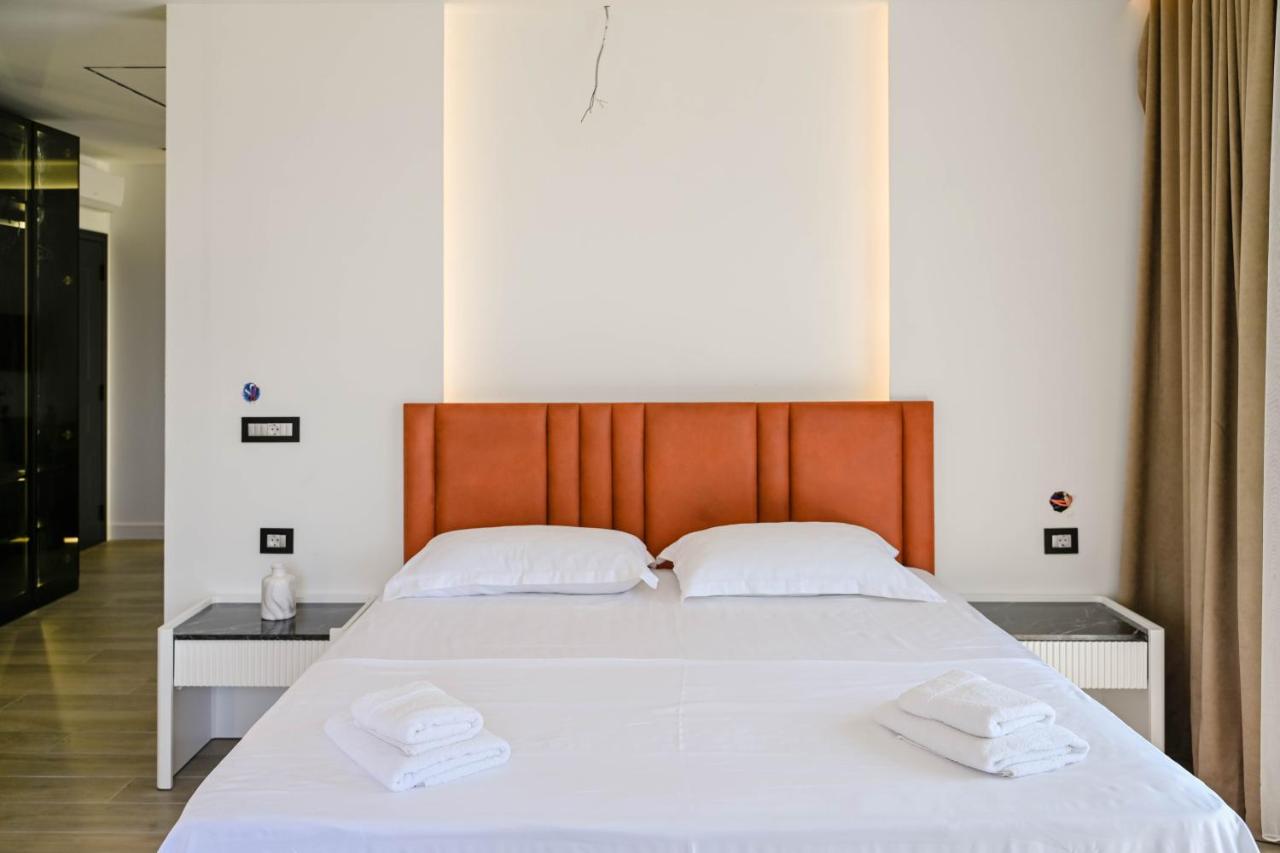 Deluxe Suite with Sea View