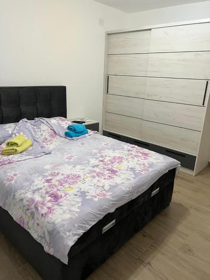 B&B Valjevo - Apartmani Povlen 52 - Bed and Breakfast Valjevo