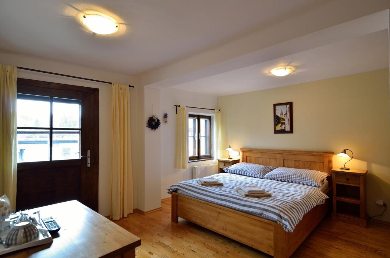 Deluxe Double Room 2 with Balcony 