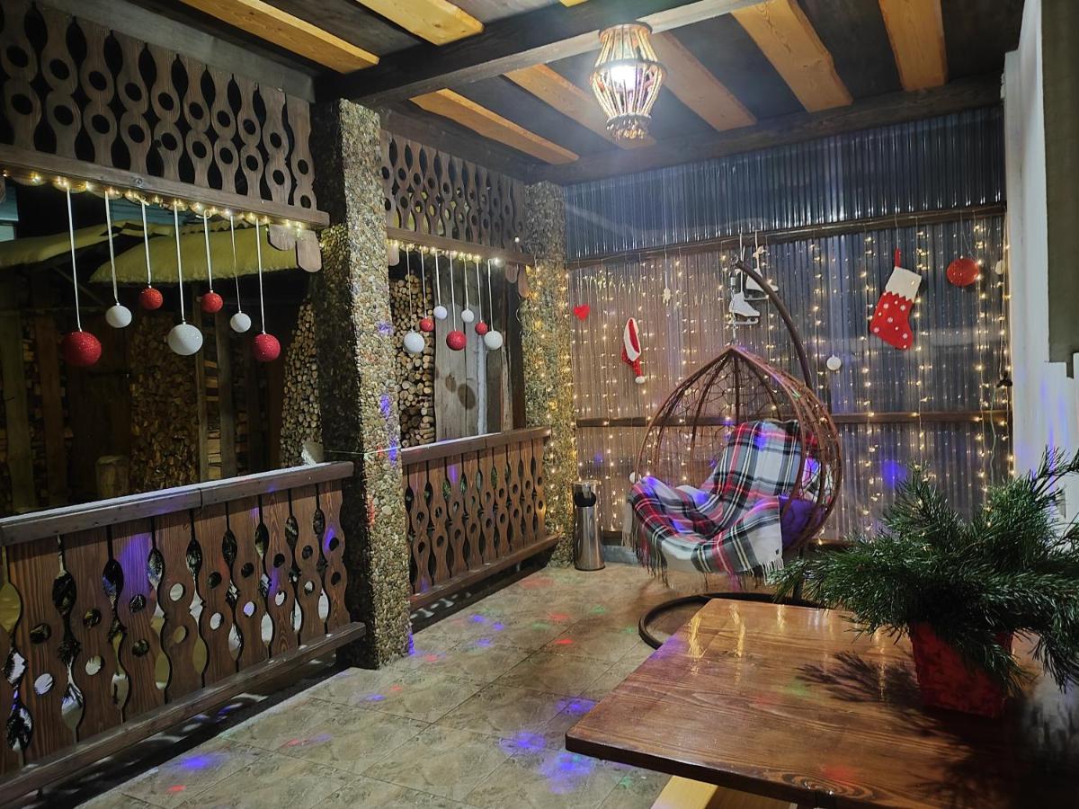 Карпатський куточок - Bed and Breakfast