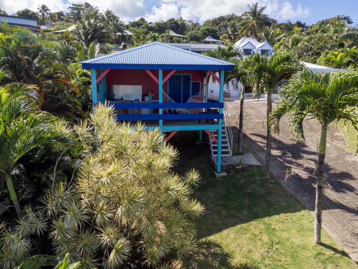 B&B Deshaies - KahaKaï Bungalow caribéen avec vue sur lagon - Bed and Breakfast Deshaies
