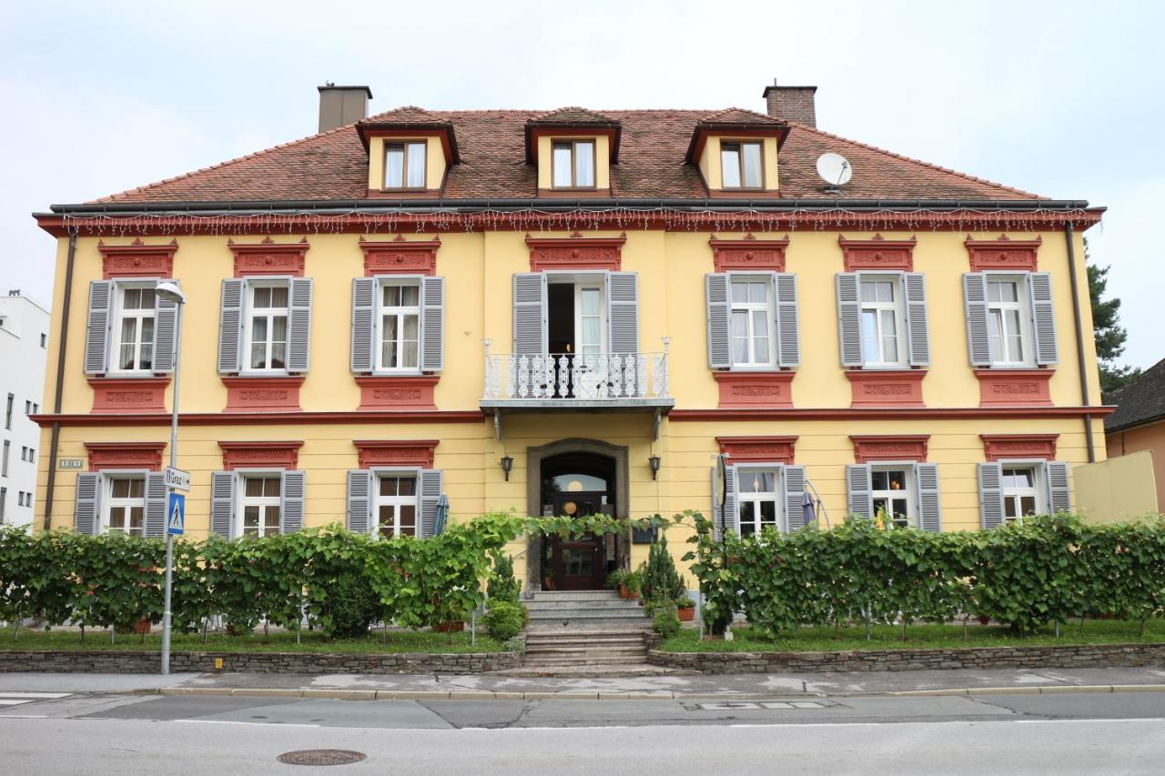 Privatpension Lang - Bed and Breakfast
