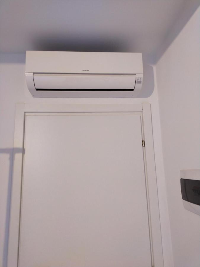 Großes Doppel-/Zweibettzimmer