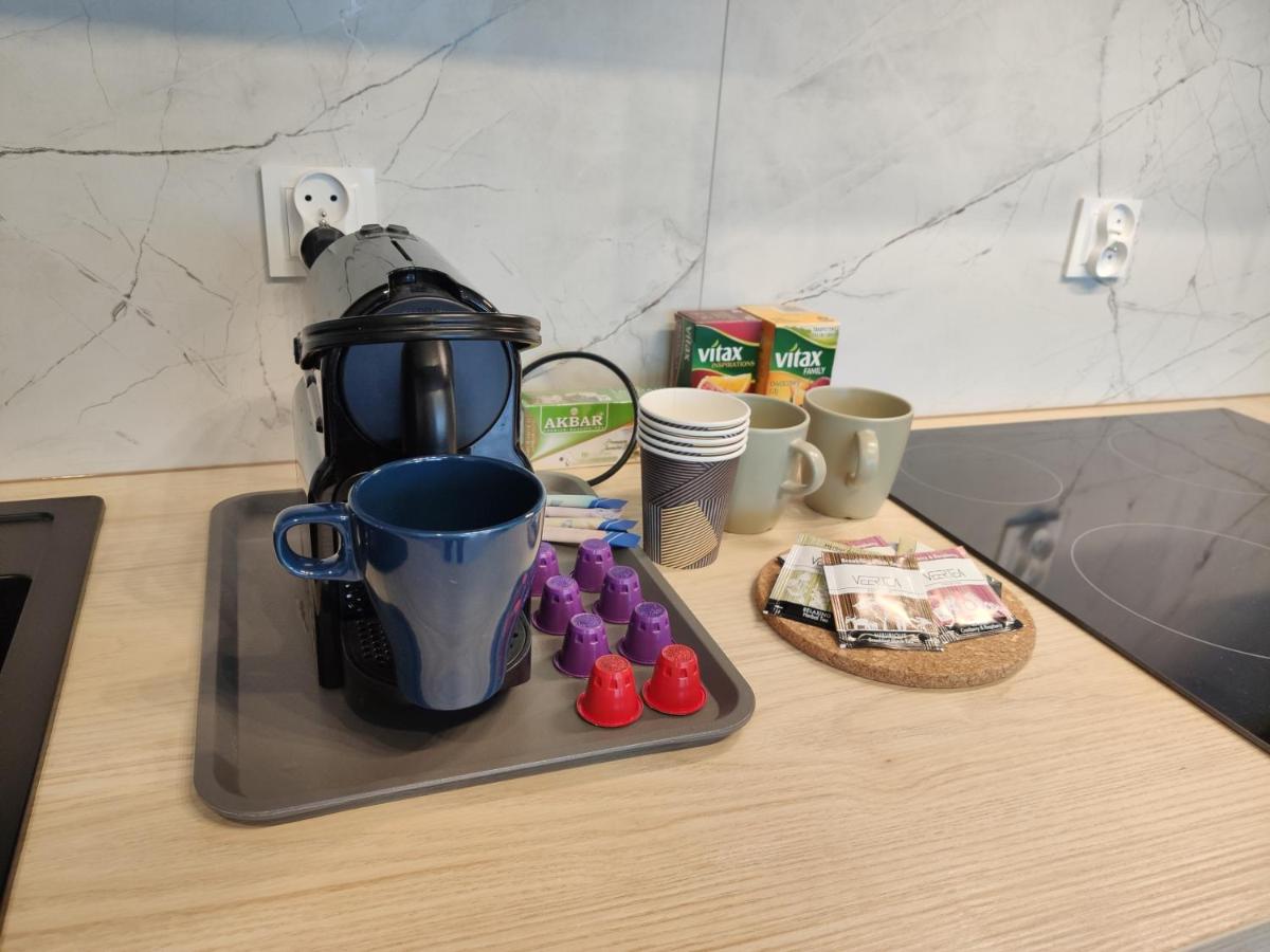 71m2 Apartament Superior z Tarasem, Ogródkiem i Widokiem na Góry, Zachód Słońca, Parking - Kłodzko - Przyjaciół Ziemi Kłodzkiej, Centrum Kotlina Kłodzka - Chambres d'hôtes Kłodzko