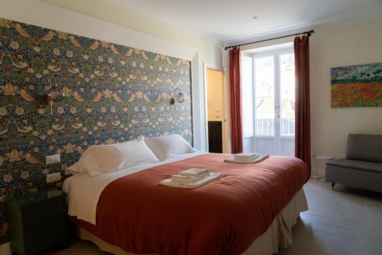 Superior Double or Twin Room with Mountain View