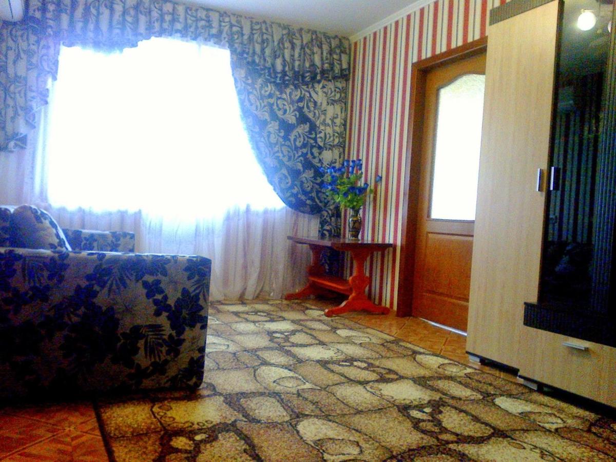 B&B Sumy - Apartment on Robitnycha - Bed and Breakfast Sumy