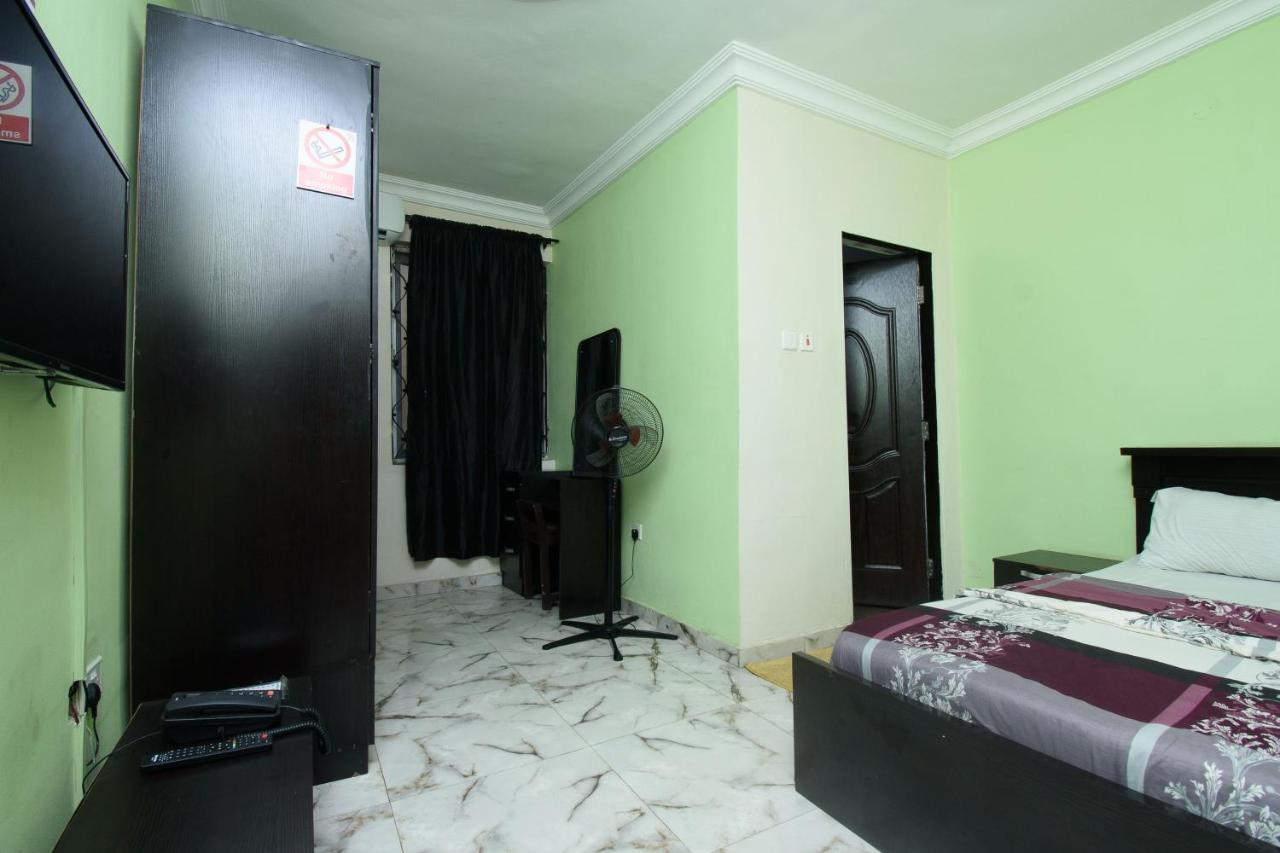 D'Tavern Apartment - B&B