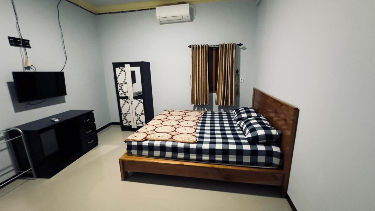 Setiya Homestay - Chambres d’hôtes Pesanggaran