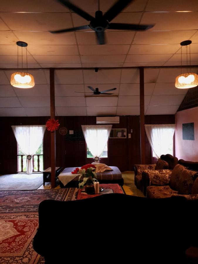 B&B Kuala Terengganu - Rumah Kayu Aboh - Bed and Breakfast Kuala Terengganu