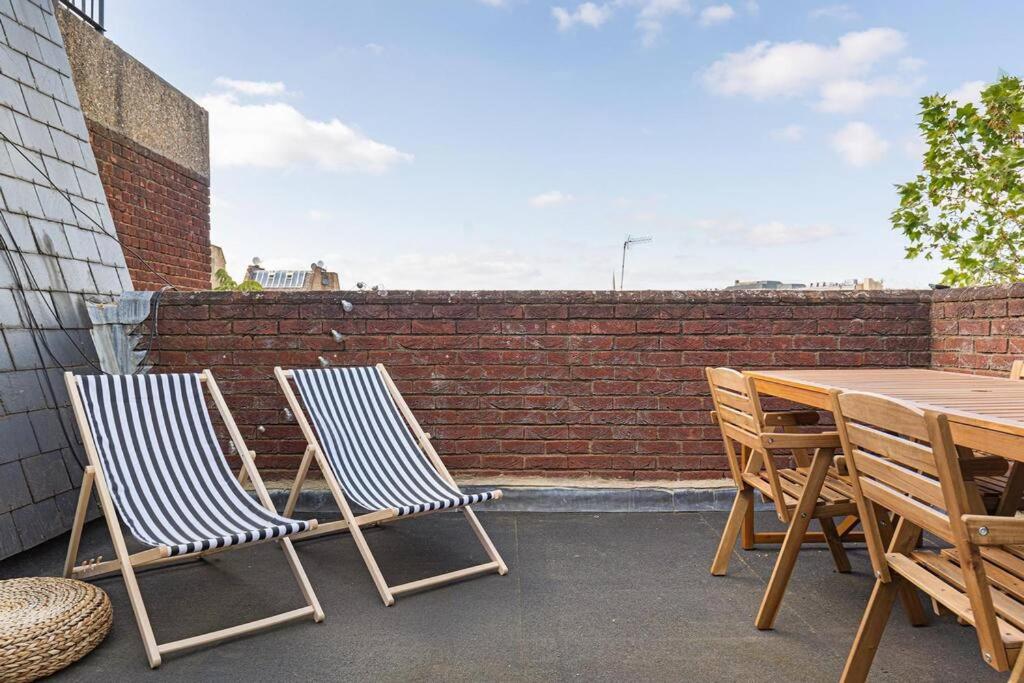 Superb penthouse with 2 bathrooms and roof terrace - B&B