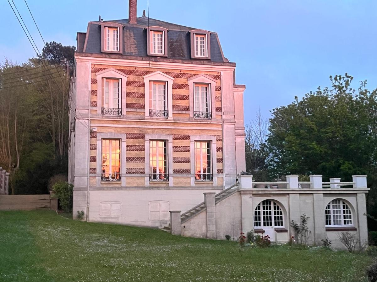 Suite avec grande terrasse et parc - gîte classé 4 étoiles - B&B Étretat