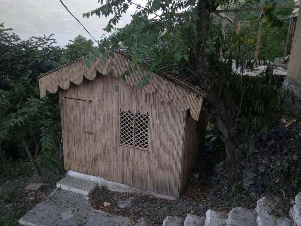 B&B Kandikhal - Tehri Lake View Camp and Cottage - Bed and Breakfast Kandikhal