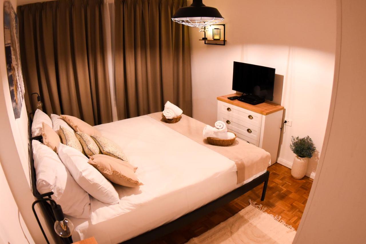 Mina Apartment - B&B Skopje