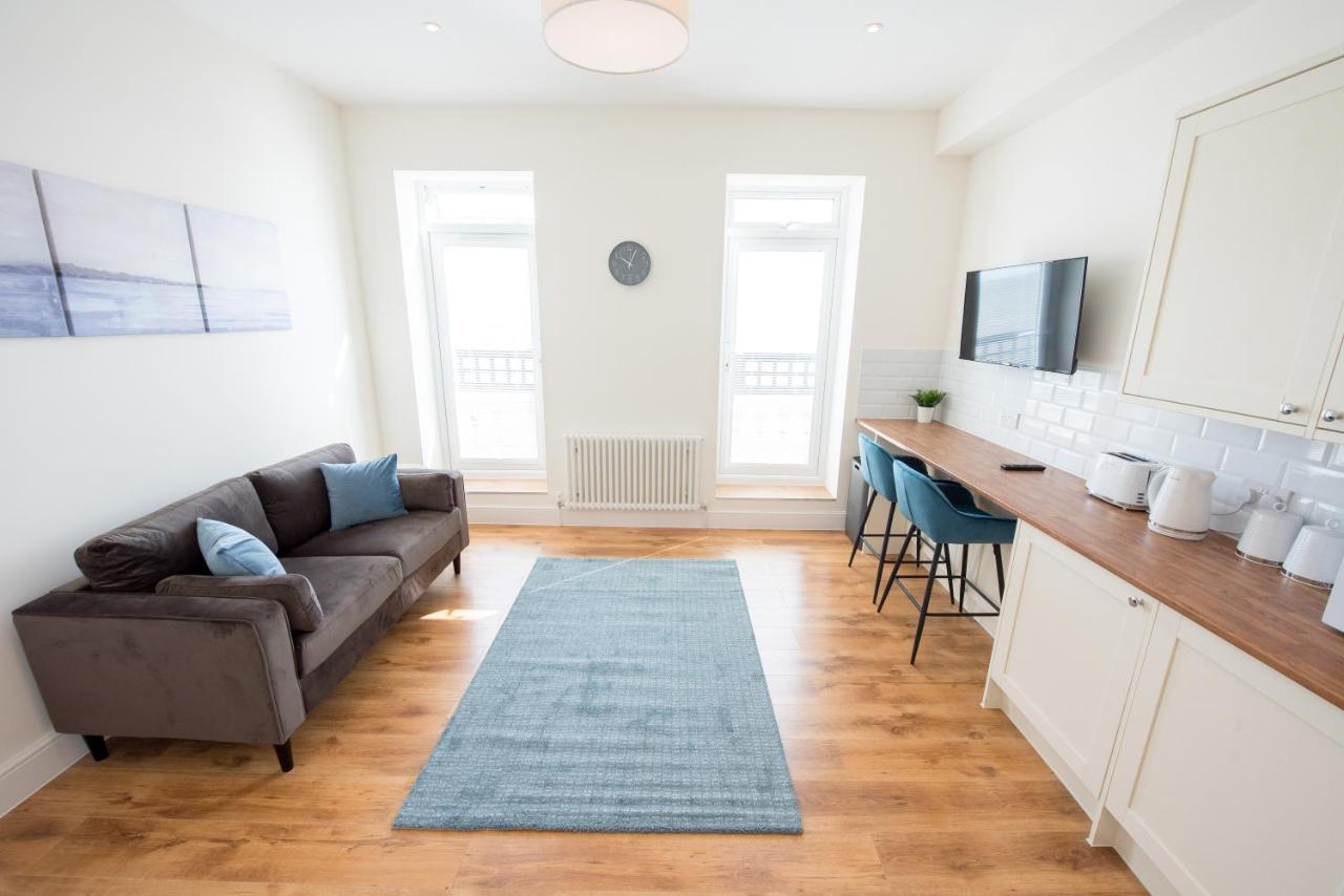 B&B Harwich - Space Apartments - One Bed Seafront Apartment 4 - Bed and Breakfast Harwich