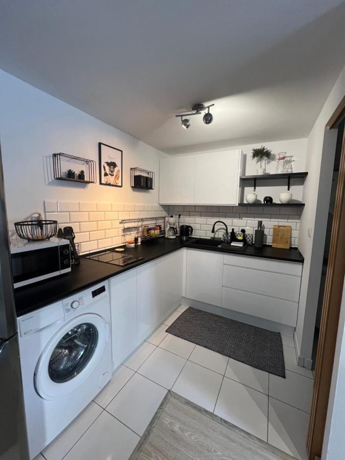 Mały biały domek - B&B Częstochowa