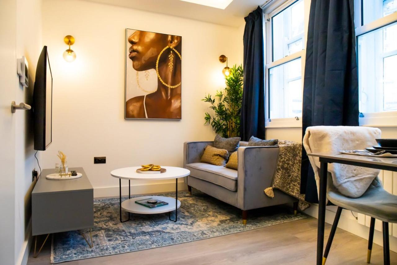 Kirkgate Suites - Luxurious City Centre Apartment - B&B Leeds