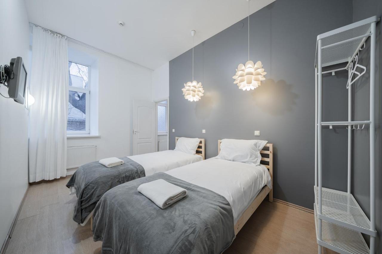 Camera Doppia con Letti Singoli con Bagno Privato 