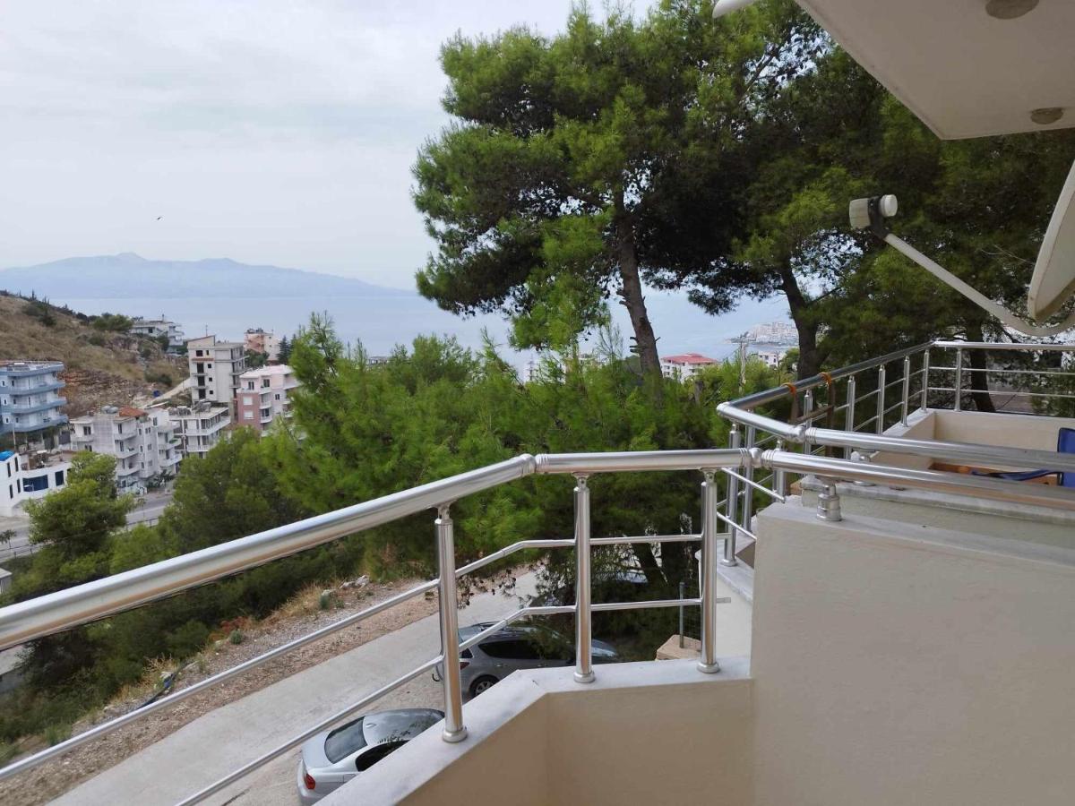 Apartament Gjergji - B&B Santi Quaranta