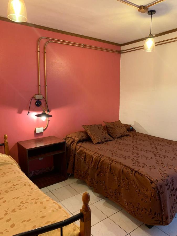 Chambre Familiale avec Salle de Bains Privative